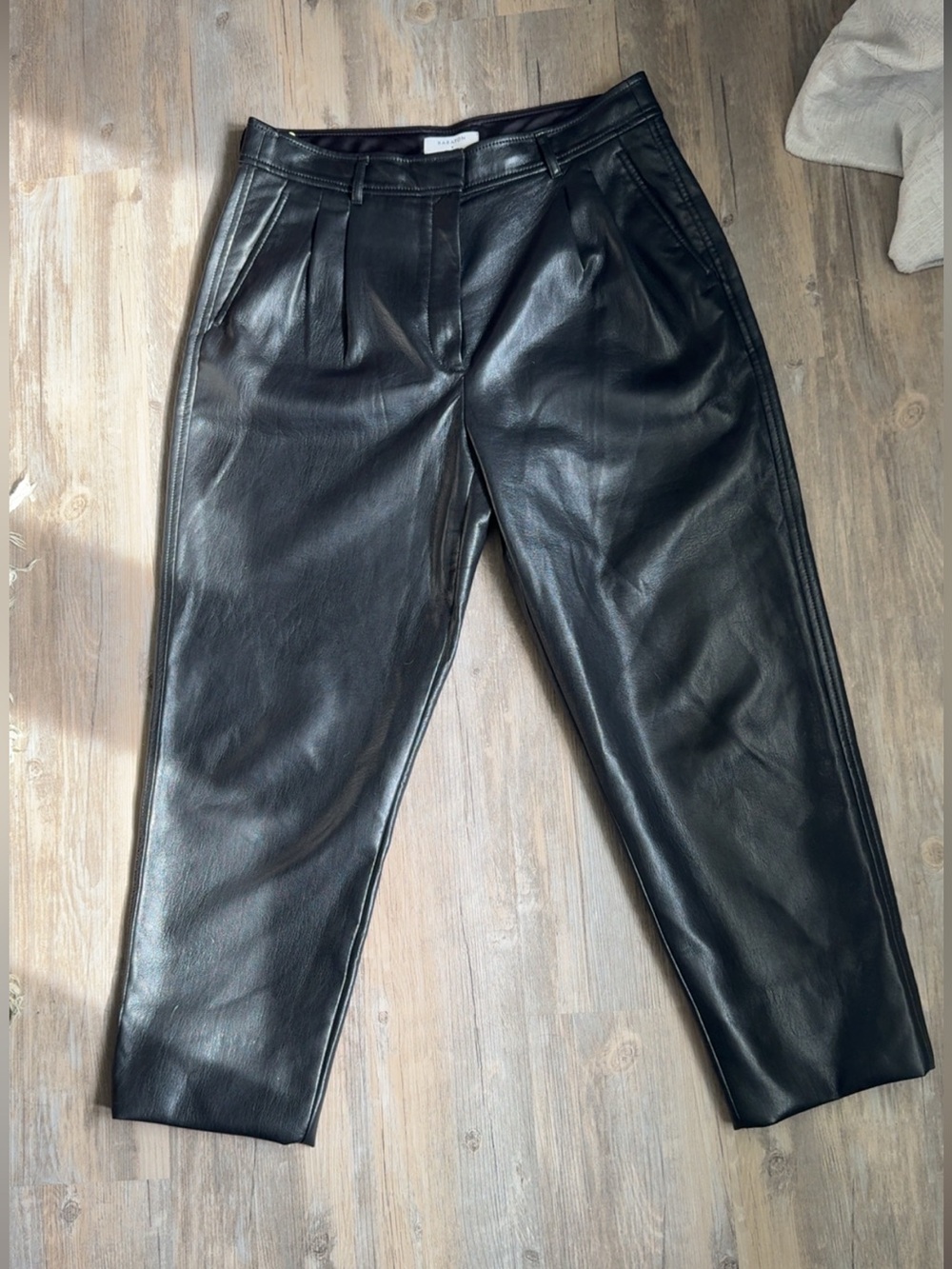 Aritzia Babaton Cosmo Pants in black faux leather